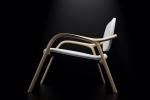 Chaise en bois by Simon Reynaud