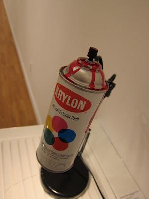 Spray can  //