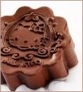 http://www.jaimehellokitty.com/images/Articles16/mooncakelg.jpg