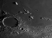 Images très détaillées surface lunaire