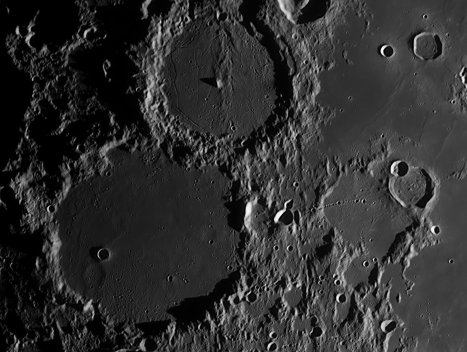 Images très détaillées de la surface lunaire