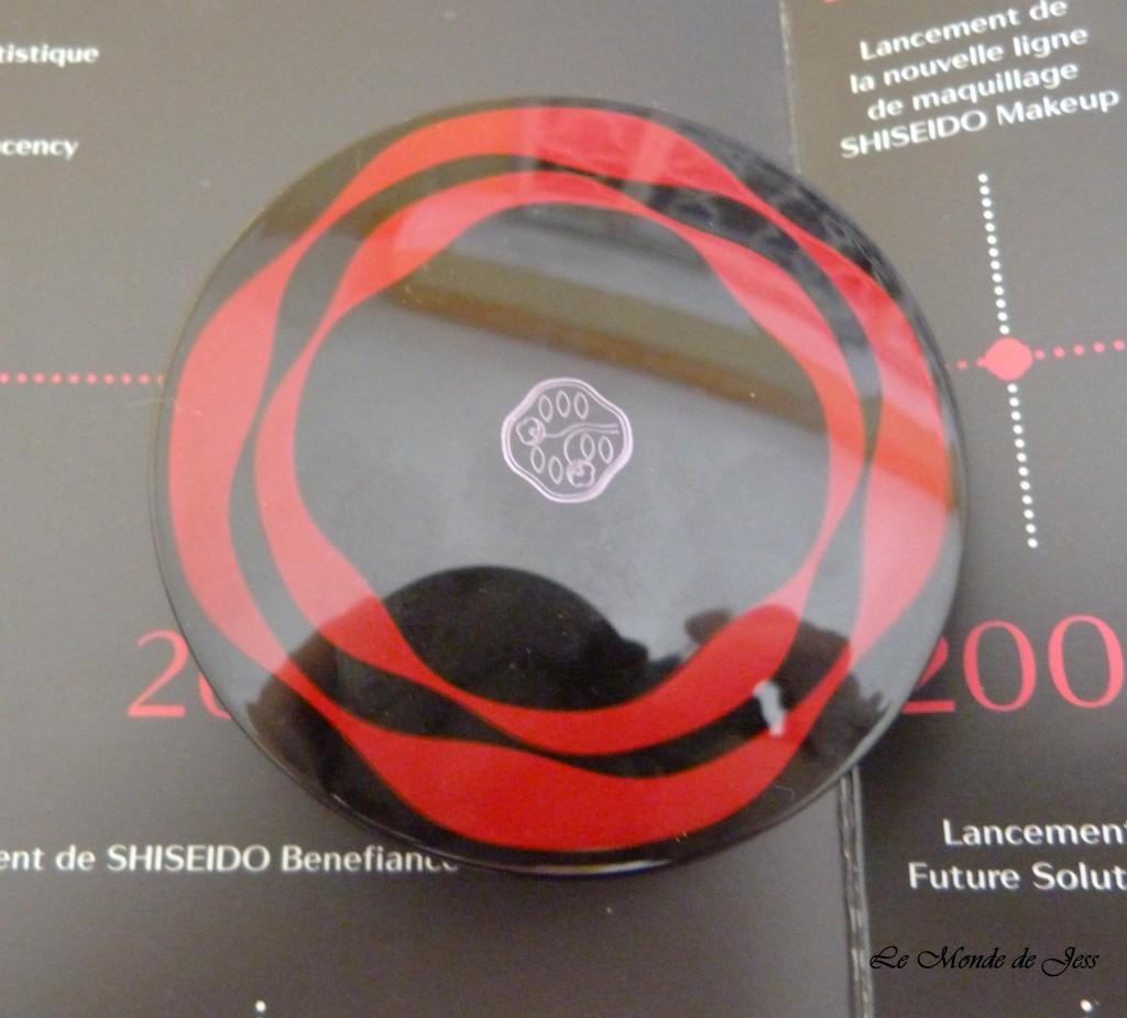 140 ans de Shiseido – Acte 2 : Compact Camélia