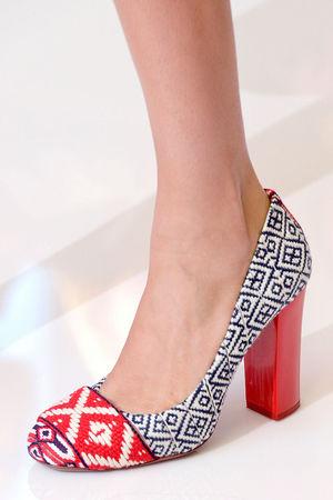 tory_burch_rtw_ss2013_details_34_13392249454