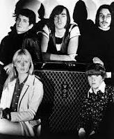 Blonde et Idiote Bassesse Inoubliable**********************The Velvet Underground & Nico de The Velvet Underground