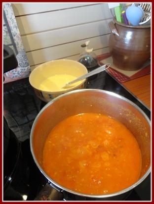 Moules à la tomate et au curry