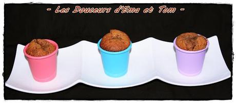 Fondant praliné sur son lit de pêches caramélisées Fondant praliné sur son lit de pêches caramélisées