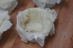 Timbales croustillantes aux pommes & caramel de cidre Moules tapissés de feuilles de brick