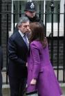 Gordon Brown souhaite la bienvenue à Carla Bruni Sarkozy