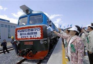 Premiers trains entre deux Corées