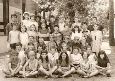 RECHERCHE COPAINS DE VACANCES COLONIE MGET ANDERNOS 67, 68, 69