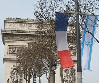 Boycott du livre à Paris : l'hébreu et l'arabe, langues officielles