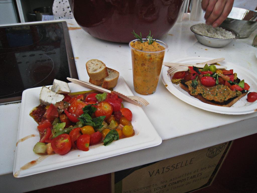 We Love Green Souvenirs