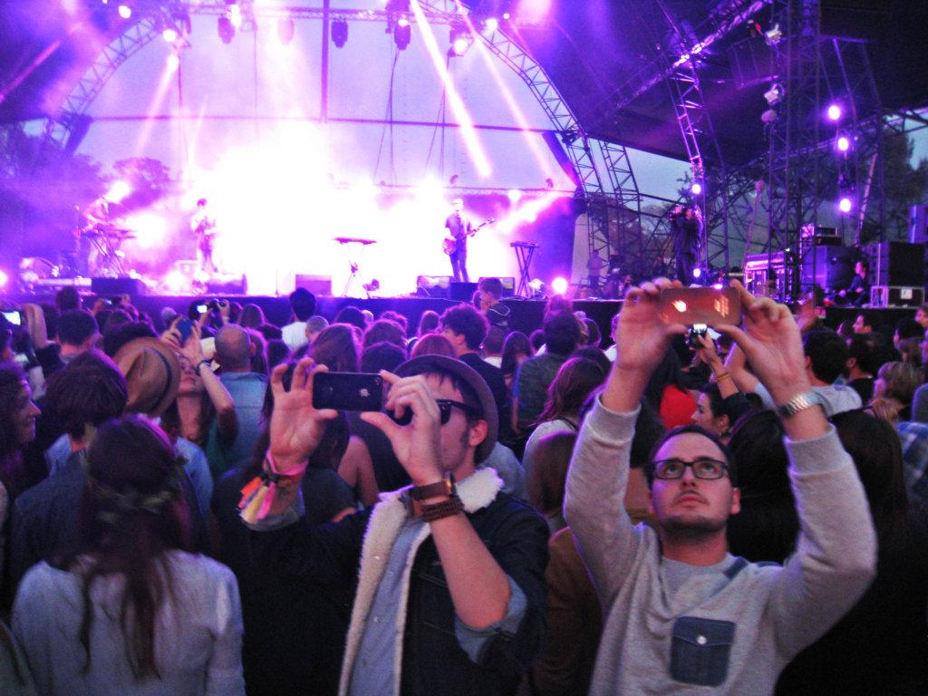 We Love Green Souvenirs