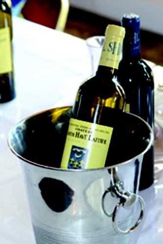 Le vin de Bordeaux reprend des couleurs à l'export