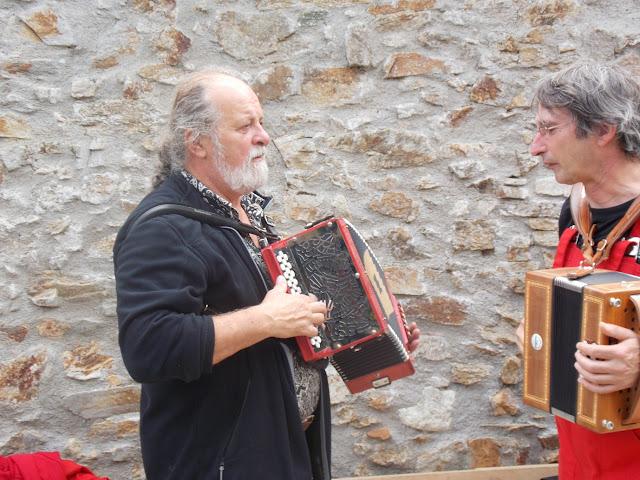 des puces à Bouguenais