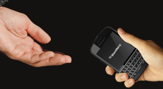 BlackBerry 10 : nouvelle vidéo et terminal à clavier physique