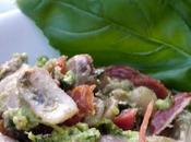 Salade d'haricots coco pistou (basilic, pignons, citron vert) chorizo croustillant.