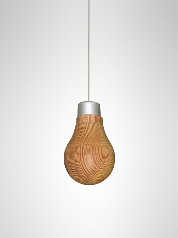 Wooden Light Bulb par Ryosuke Fukasada