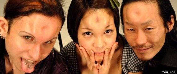 Insolite : la mode au Japon c'est le front en forme de bagel.