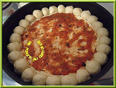 Pizza orientale au fromage pizzasaucetomate