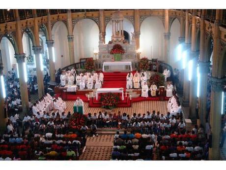 PRIONS POUR NOTRE EVEQUE !