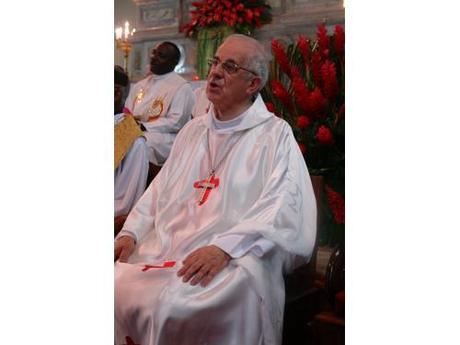 PRIONS POUR NOTRE EVEQUE !