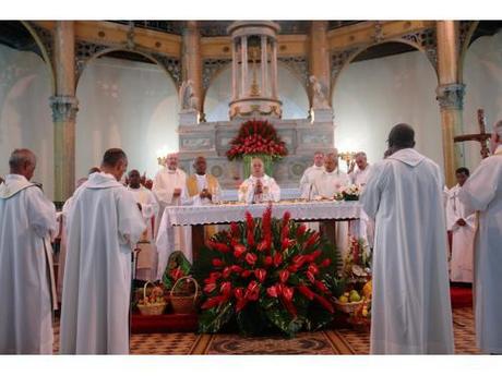 PRIONS POUR NOTRE EVEQUE !