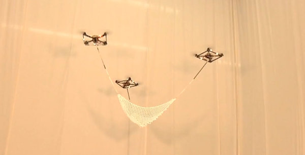 Quadricopters : lancer et rattraper des objets en plein vol