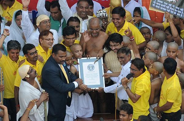 1000 Gandhi pour un record du monde