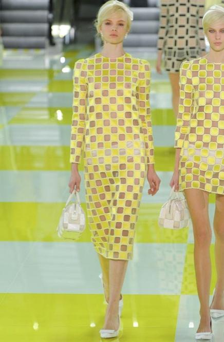 Fashion Week: Louis Vuitton: sixties fun