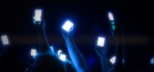 Dan Deacon propose un spectacle de Smartphones, avec le votre !