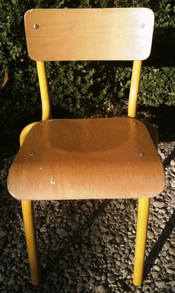 anigif chaise ecole enfant