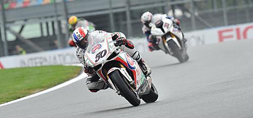 WSBK-2012-10-07-guintoli_action.jpg