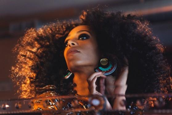 Beyoncé en campagne pour House of Deréon + Solange joue les Diana Ross dans un nouveau photo shoot