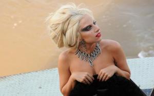 Lady Gaga : Gros flop au Sephora des Champs-Elysées