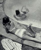 Julie Dans Son Manteau Blanc