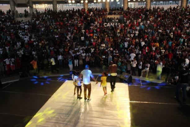 Bracket Rock Stage in Ivory Coast (Pictures)