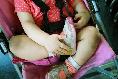 genoux salis mais textile moelleux