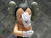 Originalfake astro (kaws version)