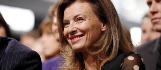 « La Frondeuse »: Valérie Trierweiler porte plainte contre les auteurs de sa biographie