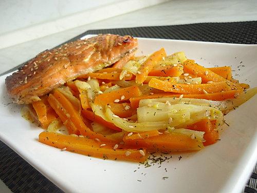 Saumon-laque-au-soja-sur-lit-de-carottes-et-fenouils-010.JPG