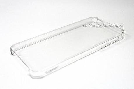 Une coque transparente pour protéger ou des stickers en bois pour décorer l’iPhone 5
