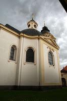 Ailleurs: L'église à pèlerins Ste Marie de Sepekov