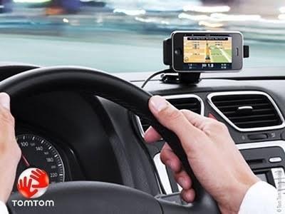 TomTom France sur iPhone et iPad, passe à 39.99 € au lieu de 59.99 €...