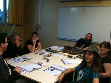 Ces tables de Jeux de rôles qui font plaisir... 39054721739997465 UzXucDx6 c Ces tables de Jeux de rôles qui font plaisir...