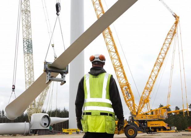 Aufbau Siemens Wind Power Windenergieanlage SWT 6.0 154