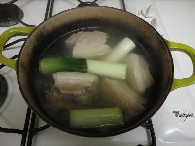 Poitrine de porc mijoté  豚の角煮