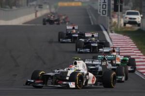 dXBsb2Fkcy9hc3NldHMvZjQ3ZmZlNmQ0ZTVkZmU0MDBiYjRmY2RlNzk5NDNhOTMzYjA4MDBmZS5qcGc.597.402.1.1.701 300x199 Sergio Pérez: Quel désarroi de navoir pas pu scorer en course! 