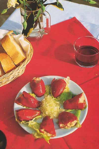 Pimientos del Piquillo farcis au jambon Serrano