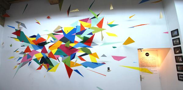 Abstractions Anonymes par 404 Concept